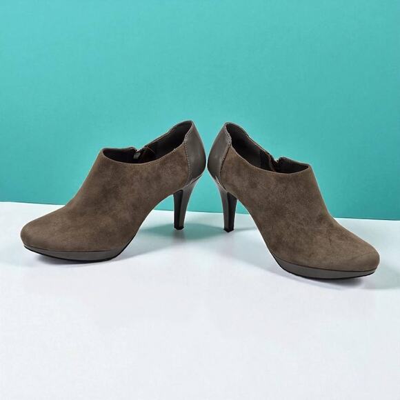 Bandolino Cardinal 11M "Gray" Suede Zippered Ankle Bootie Boots Shoes 3.5" heel - Picture 9 of 16